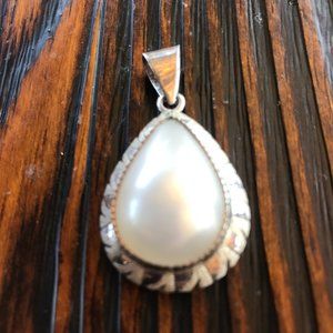 925 silver & pearl pendant